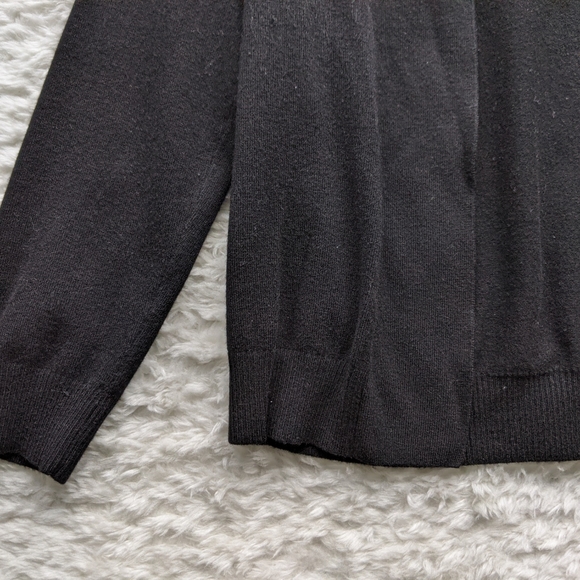 Cropped Black Cardigan - Picture 4 of 4